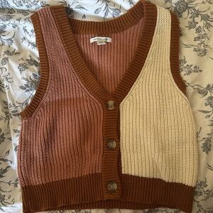 American Eagle women’s Colorblock Knit Sweater Vest